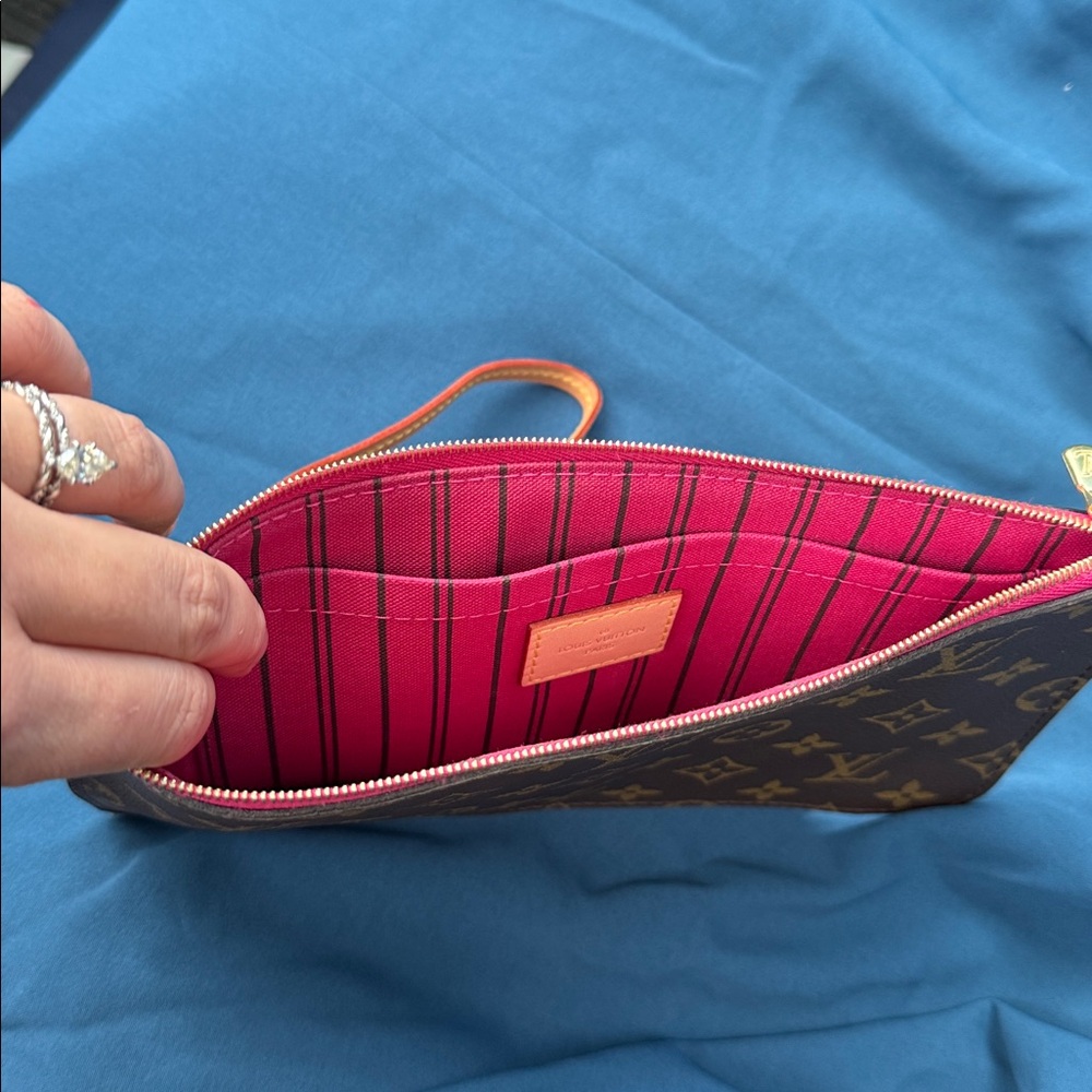 Louis Vuitton Brown and Pink Monogram neverfull pouch